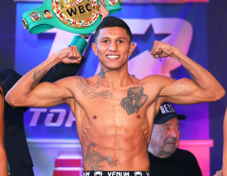 Miguel Berchelt Net Worth 2023 [Updated] Purse Payouts & PPV Earnings